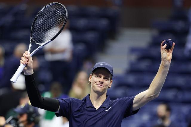 kaiyun-辛纳3-1击败阿利亚西姆，本赛季第三次与阿卡争夺冠军